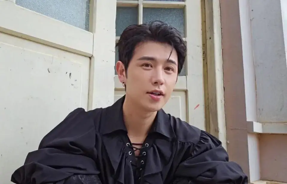 女主播指责童锦程摸发炎_童锦程女主播酒店事件_网红事件黑料,
